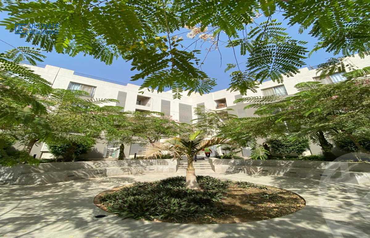 https://aqarmap.com.eg/en/listing/5925204-for-sale-cairo-6th-of-october-compounds-palm-parks