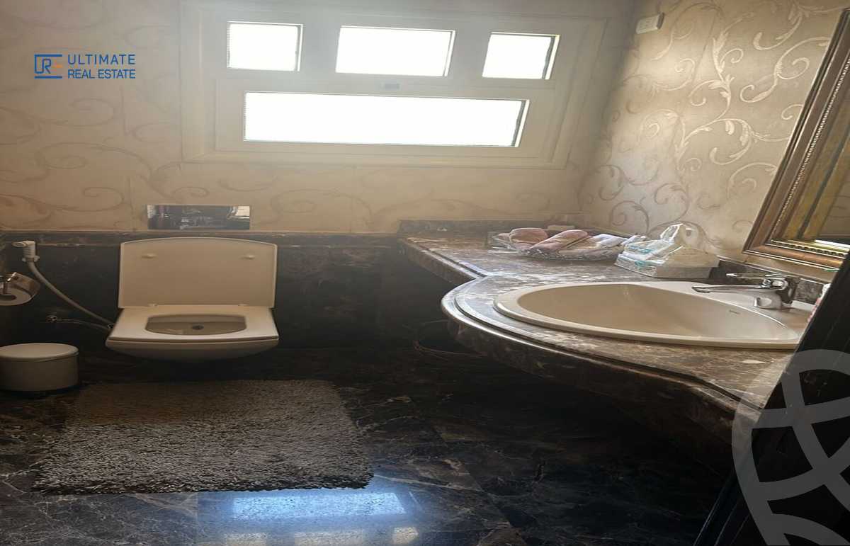 https://aqarmap.com.eg/en/listing/5936812-for-sale-cairo-new-cairo-lrhb-city-phase-1-taha-hussein-st