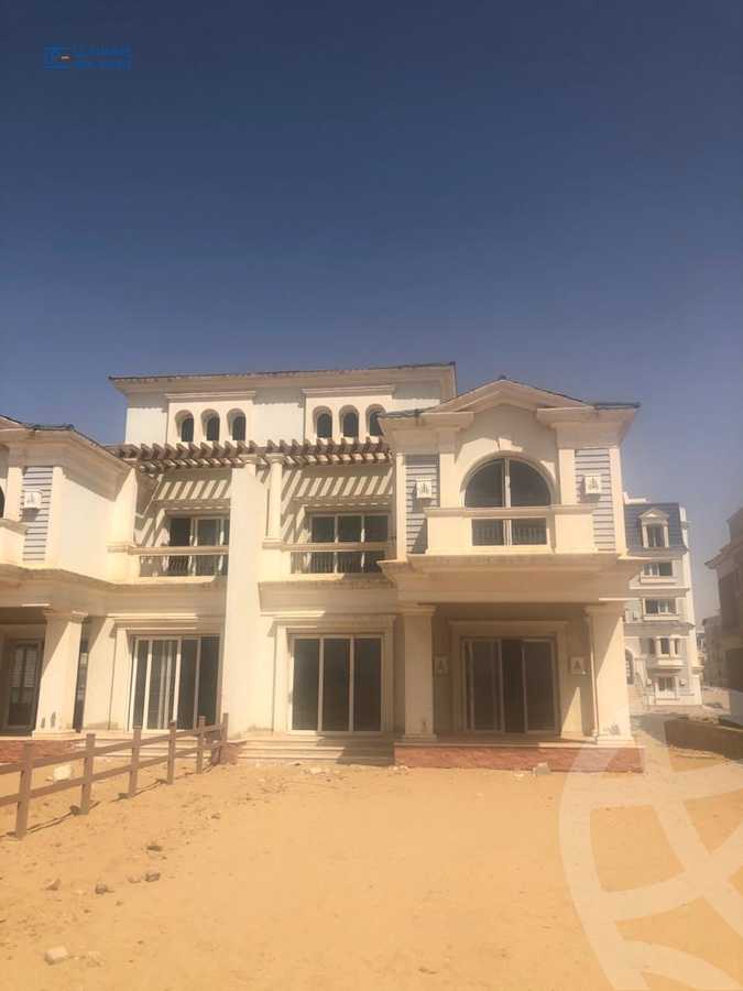 https://aqarmap.com.eg/en/listing/5939981-for-sale-cairo-new-cairo-compounds-mountain-view-hyde-park