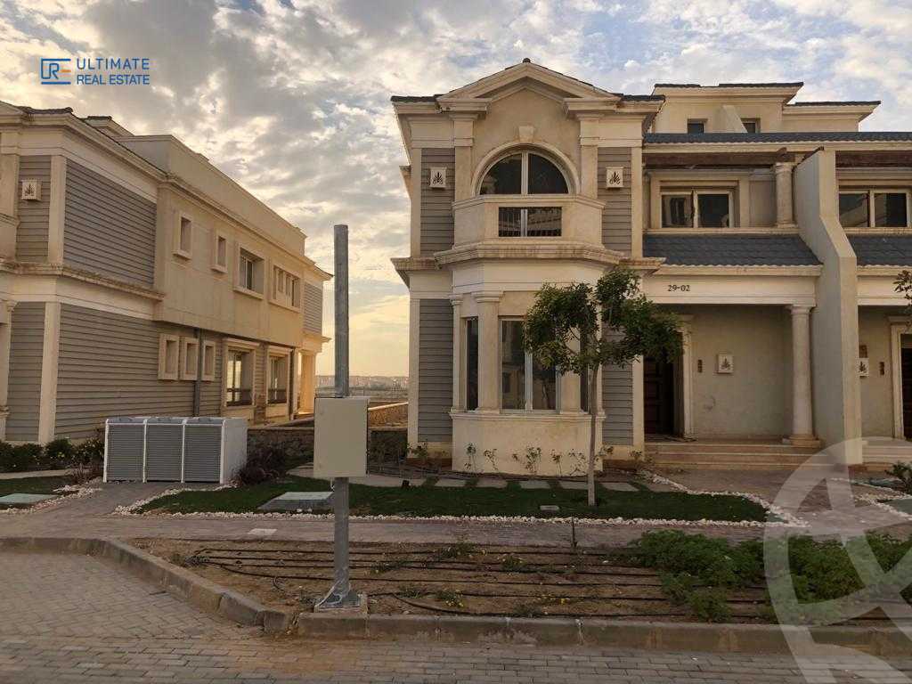 https://aqarmap.com.eg/en/listing/5939981-for-sale-cairo-new-cairo-compounds-mountain-view-hyde-park