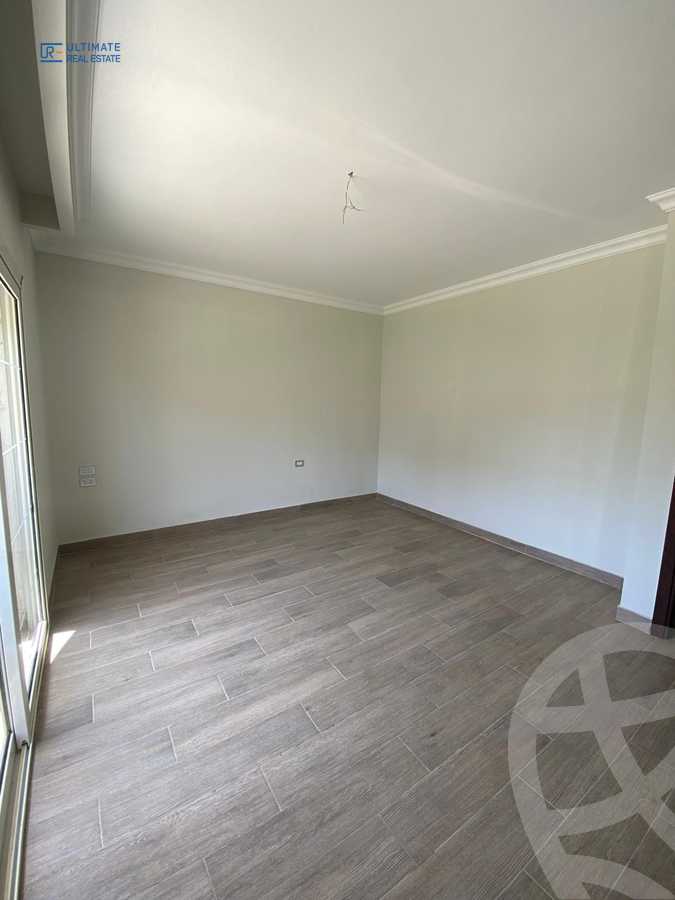 https://aqarmap.com.eg/ar/listing/5943160-for-rent-cairo-new-cairo-compounds-mountain-view-hyde-park