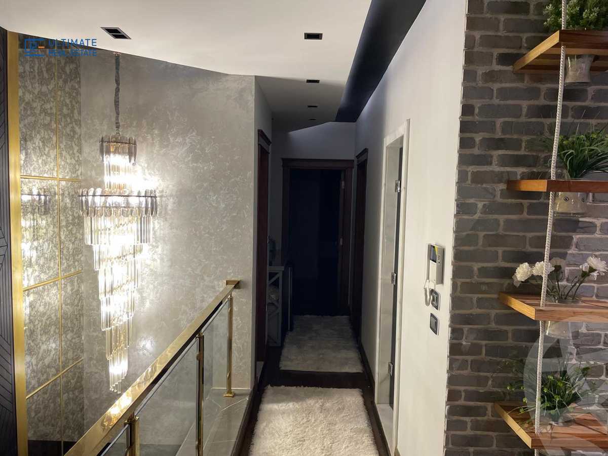 https://aqarmap.com.eg/en/listing/5986141-for-sale-cairo-new-cairo-compounds-mountain-view-hyde-park