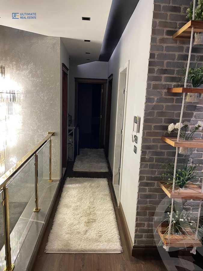 https://aqarmap.com.eg/en/listing/5986141-for-sale-cairo-new-cairo-compounds-mountain-view-hyde-park