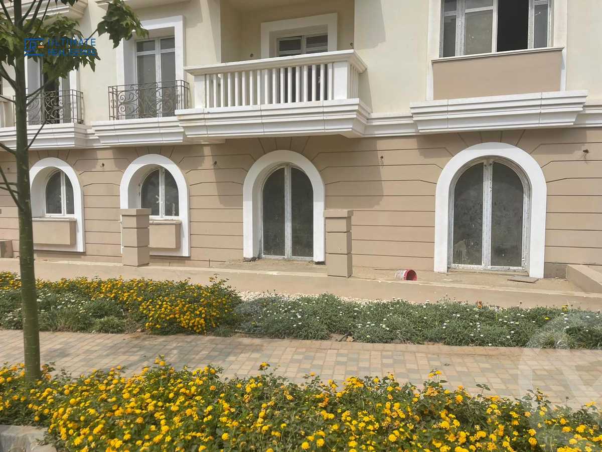 https://aqarmap.com.eg/en/listing/5988412-for-sale-cairo-new-cairo-compounds-hyde-park-centre-ville-hyde-park