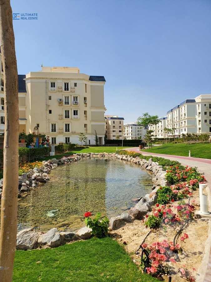 https://aqarmap.com.eg/en/listing/5989432-for-sale-cairo-new-cairo-compounds-mountain-view-hyde-park
