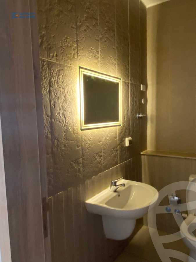 https://aqarmap.com.eg/en/listing/6014755-for-rent-cairo-new-cairo-compounds-fifth-square