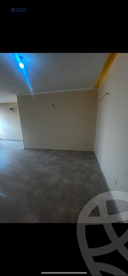 https://aqarmap.com.eg/en/listing/6023434-for-rent-cairo-new-cairo-compounds-mountain-view-hyde-park