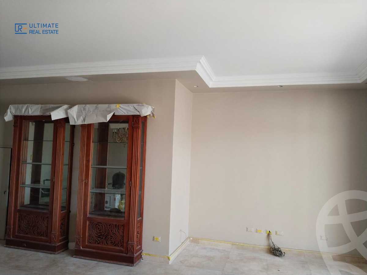 https://aqarmap.com.eg/ar/listing/6085928-for-rent-cairo-new-cairo-compounds-hyde-park-centre-ville-hyde-park