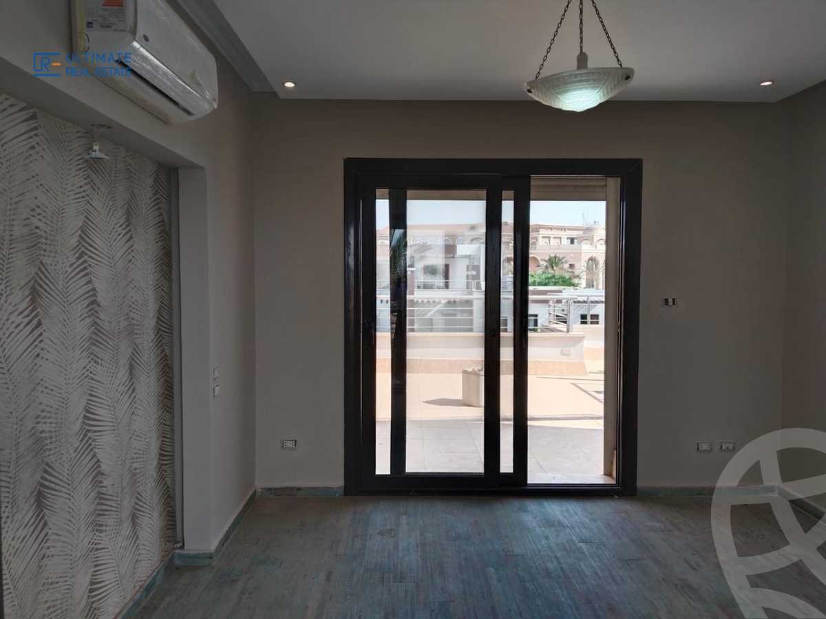 https://aqarmap.com.eg/ar/listing/6085928-for-rent-cairo-new-cairo-compounds-hyde-park-centre-ville-hyde-park