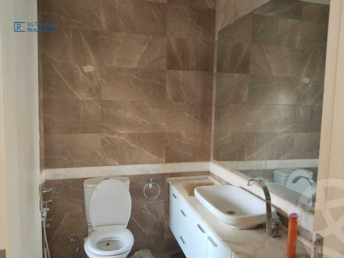 https://aqarmap.com.eg/ar/listing/6085928-for-rent-cairo-new-cairo-compounds-hyde-park-centre-ville-hyde-park