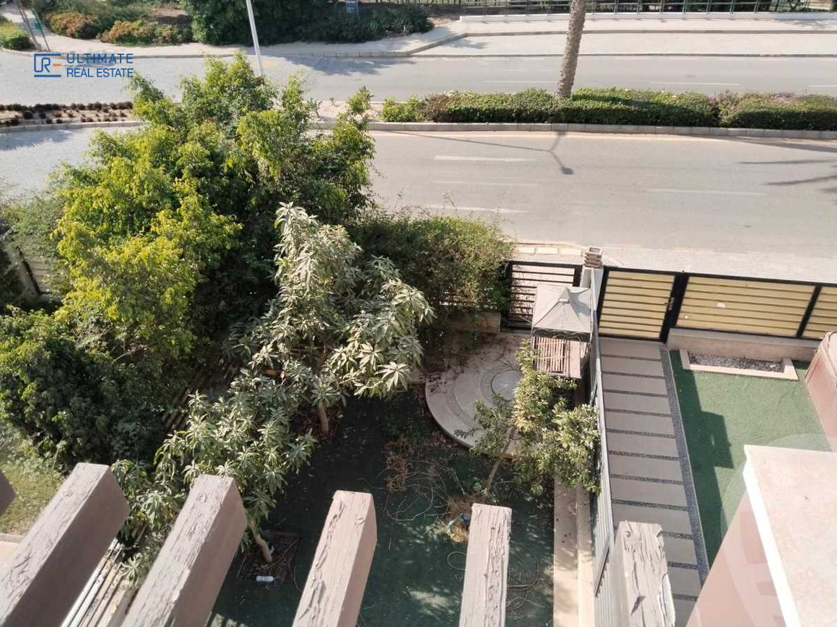 https://aqarmap.com.eg/ar/listing/6085928-for-rent-cairo-new-cairo-compounds-hyde-park-centre-ville-hyde-park