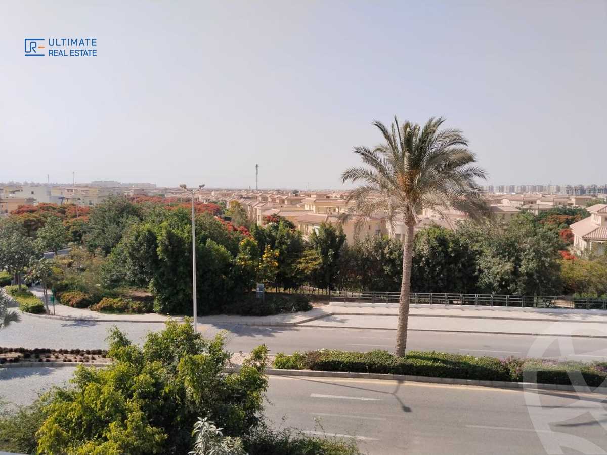 https://aqarmap.com.eg/ar/listing/6085928-for-rent-cairo-new-cairo-compounds-hyde-park-centre-ville-hyde-park