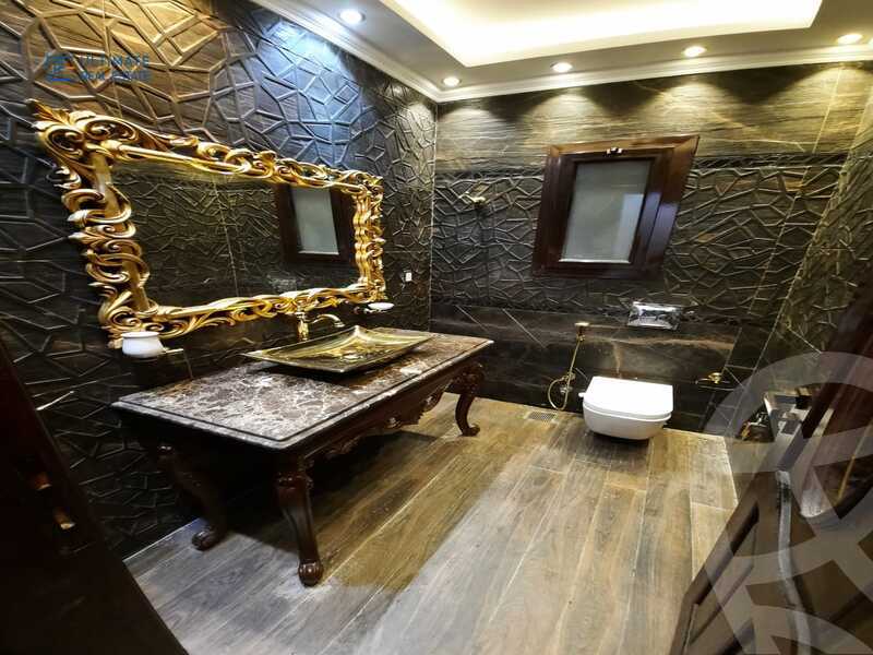 https://aqarmap.com.eg/ar/listing/6106666-for-rent-cairo-new-cairo-compounds-mountain-view-hyde-park