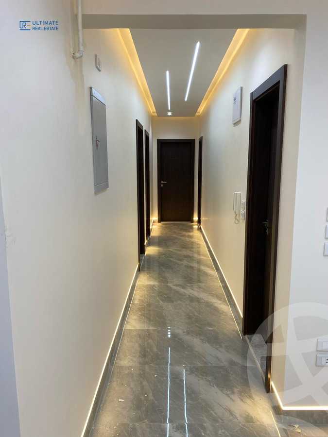 https://aqarmap.com.eg/ar/listing/6106792-for-rent-cairo-new-cairo-compounds-mountain-view-hyde-park