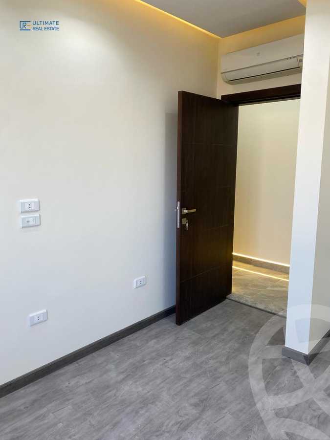 https://aqarmap.com.eg/ar/listing/6106792-for-rent-cairo-new-cairo-compounds-mountain-view-hyde-park