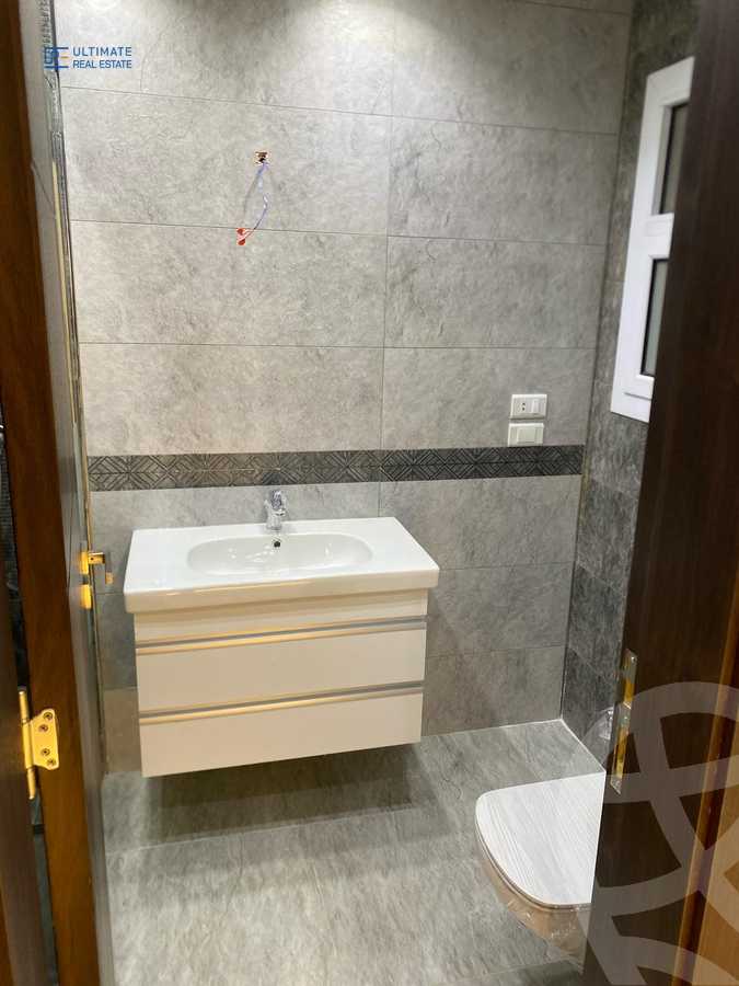 https://aqarmap.com.eg/ar/listing/6106792-for-rent-cairo-new-cairo-compounds-mountain-view-hyde-park