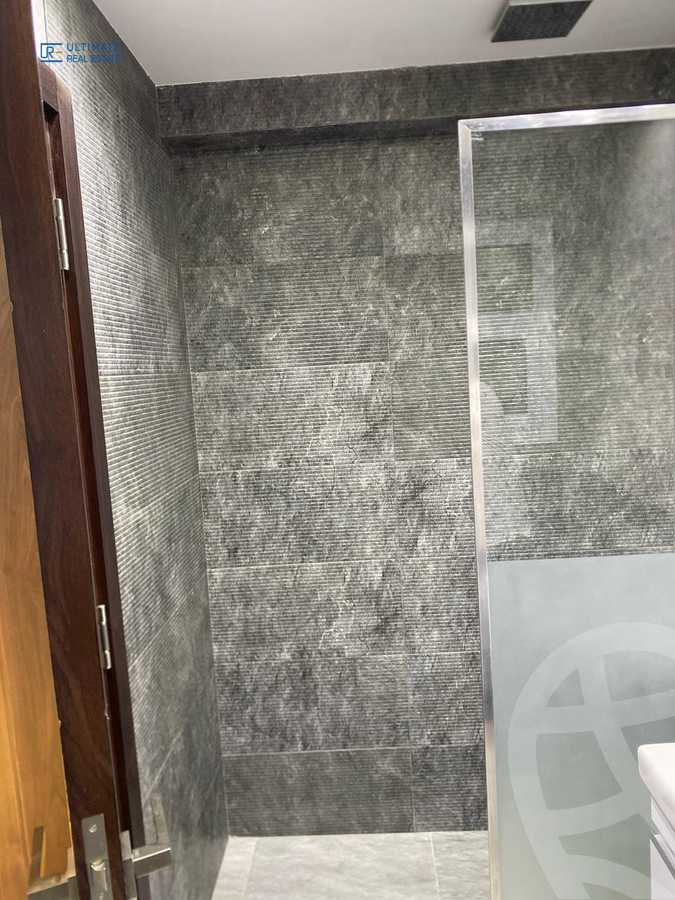 https://aqarmap.com.eg/ar/listing/6106792-for-rent-cairo-new-cairo-compounds-mountain-view-hyde-park
