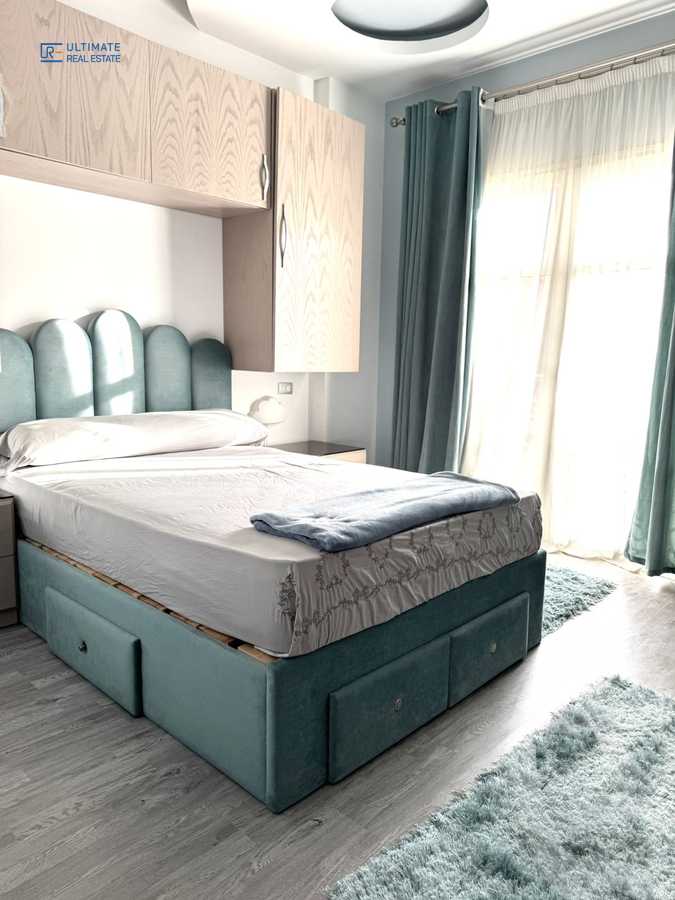 https://aqarmap.com.eg/en/listing/6110269-for-rent-cairo-new-cairo-compounds-hyde-park-centre-ville-hyde-park