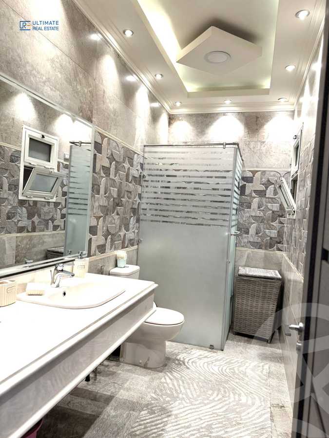 https://aqarmap.com.eg/en/listing/6110269-for-rent-cairo-new-cairo-compounds-hyde-park-centre-ville-hyde-park