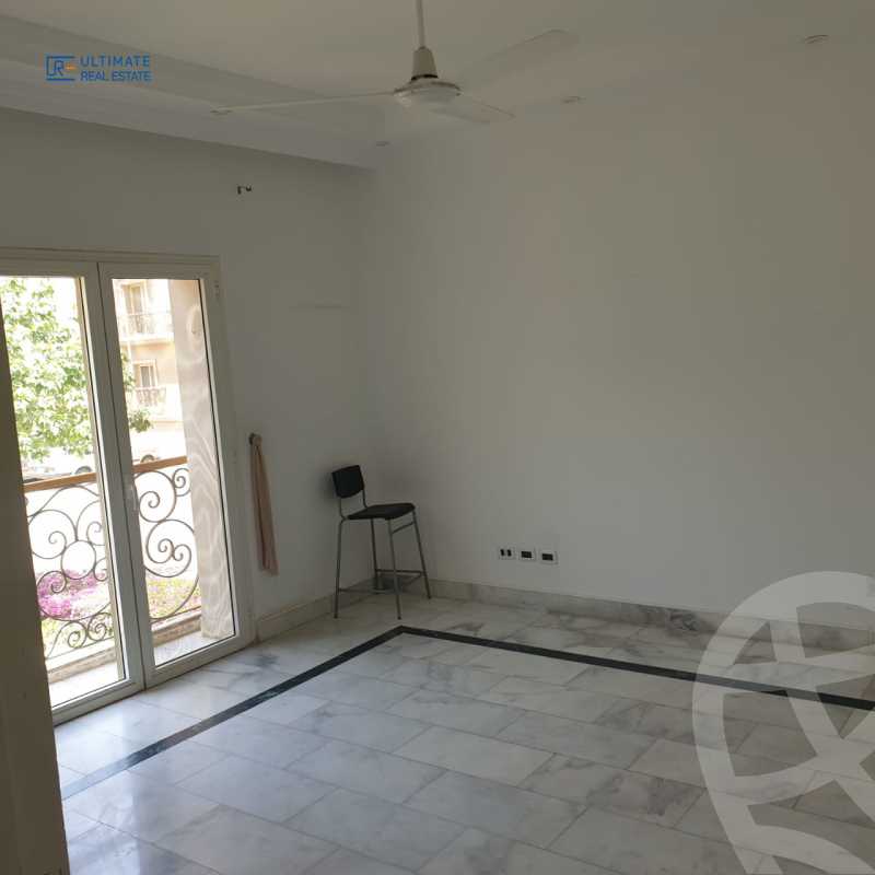 https://aqarmap.com.eg/ar/listing/6134676-for-rent-cairo-new-cairo-compounds-hyde-park-centre-ville-hyde-park