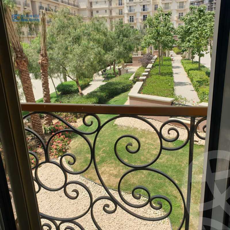 https://aqarmap.com.eg/ar/listing/6134676-for-rent-cairo-new-cairo-compounds-hyde-park-centre-ville-hyde-park