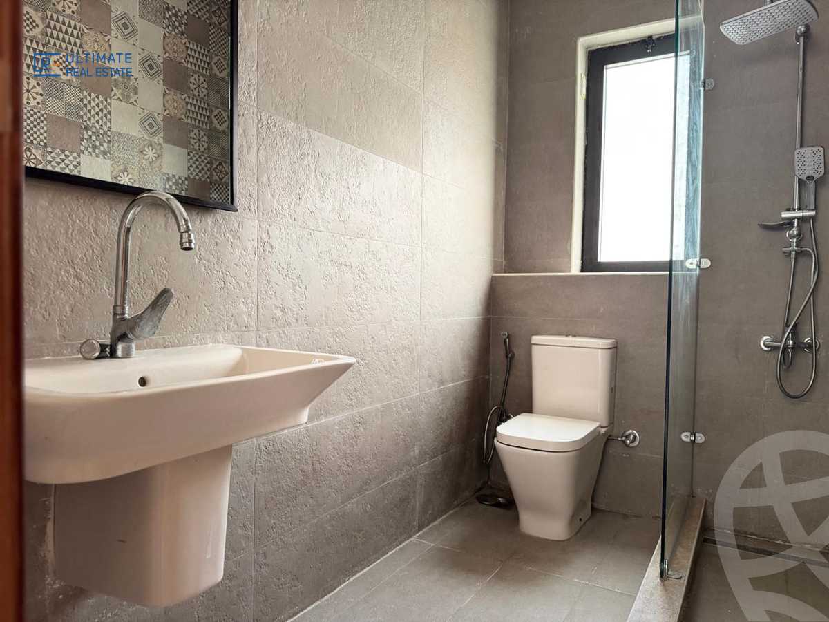 https://aqarmap.com.eg/en/listing/6153815-for-rent-cairo-new-cairo-compounds-lakeview-residence
