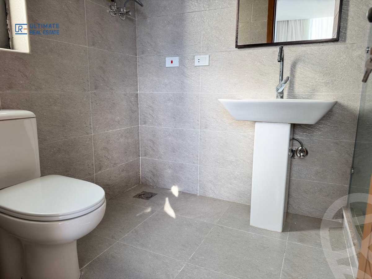 https://aqarmap.com.eg/en/listing/6153815-for-rent-cairo-new-cairo-compounds-lakeview-residence