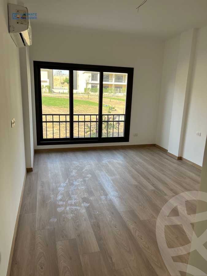 https://aqarmap.com.eg/ar/listing/6179552-for-rent-cairo-new-cairo-compounds-hyde-park-park-corner-hyde-park