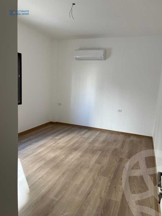 https://aqarmap.com.eg/ar/listing/6179552-for-rent-cairo-new-cairo-compounds-hyde-park-park-corner-hyde-park