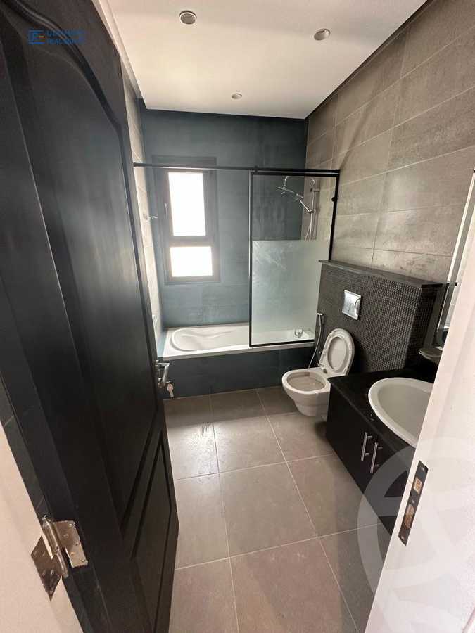https://aqarmap.com.eg/en/listing/6197492-for-rent-cairo-new-cairo-compounds-lakeview-residence