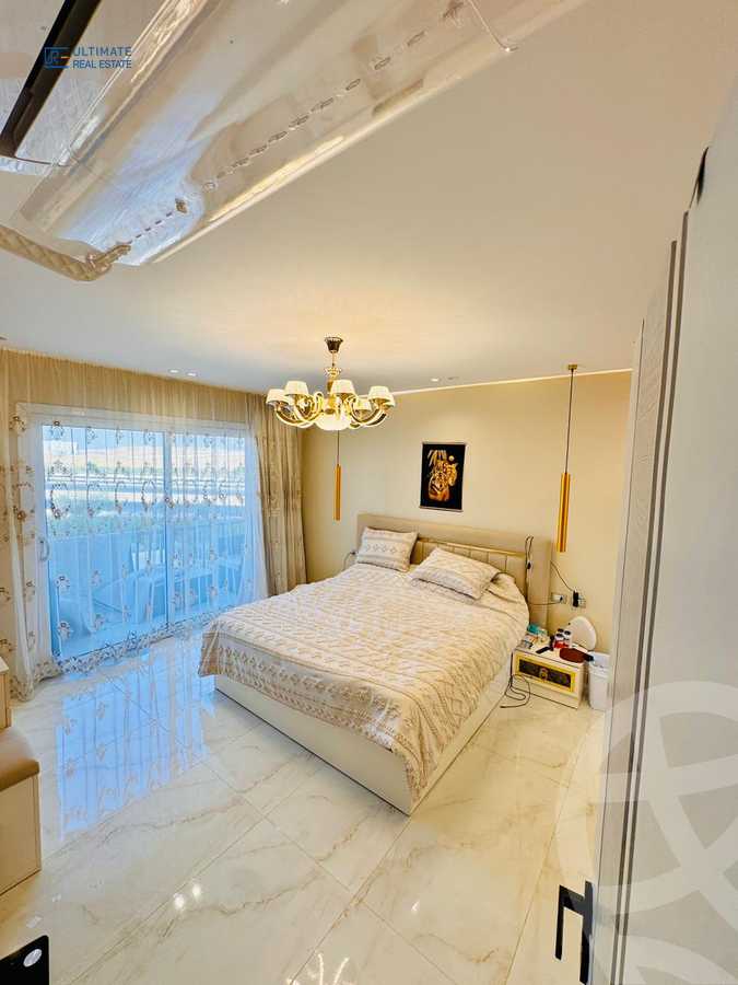 https://aqarmap.com.eg/ar/listing/6202296-for-rent-cairo-new-cairo-compounds-hyde-park-centre-ville-hyde-park