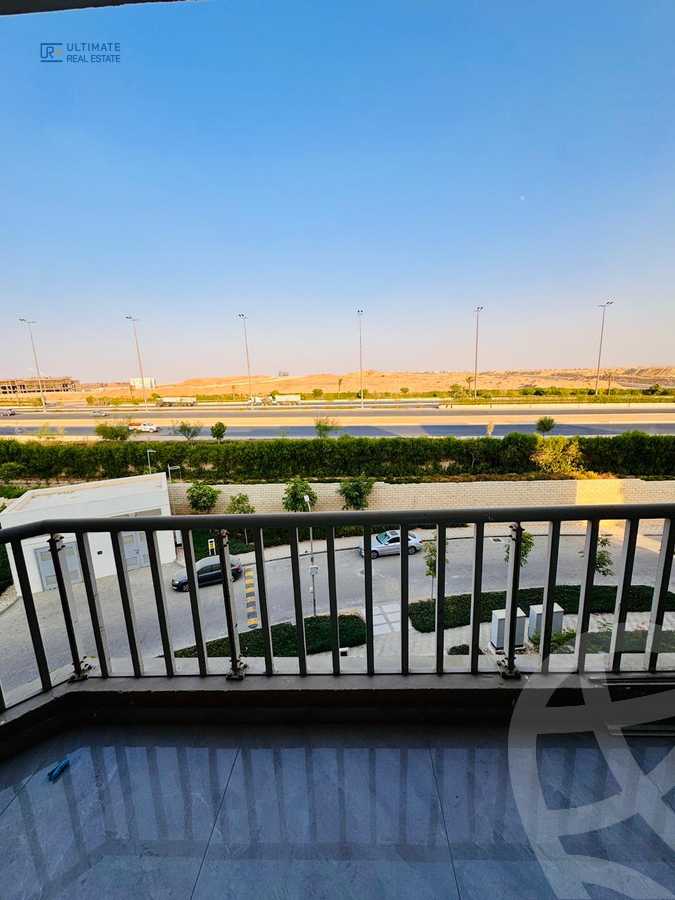 https://aqarmap.com.eg/ar/listing/6202296-for-rent-cairo-new-cairo-compounds-hyde-park-centre-ville-hyde-park