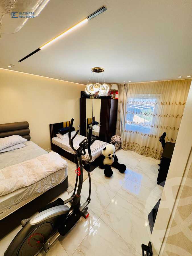 https://aqarmap.com.eg/ar/listing/6202320-for-rent-cairo-new-cairo-compounds-hyde-park-centre-ville-hyde-park