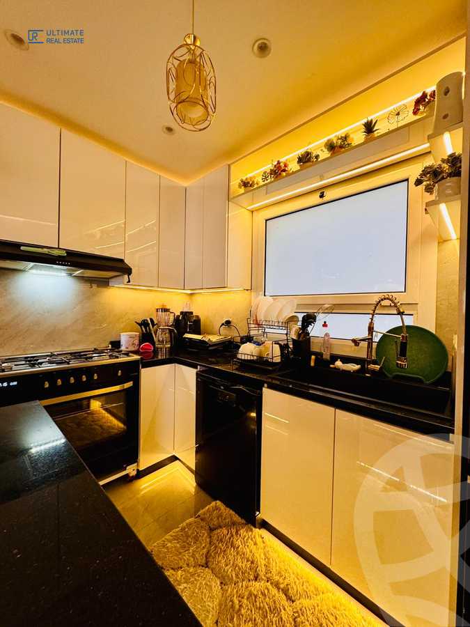 https://aqarmap.com.eg/ar/listing/6202320-for-rent-cairo-new-cairo-compounds-hyde-park-centre-ville-hyde-park