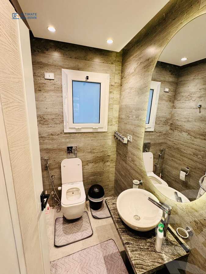https://aqarmap.com.eg/ar/listing/6202320-for-rent-cairo-new-cairo-compounds-hyde-park-centre-ville-hyde-park