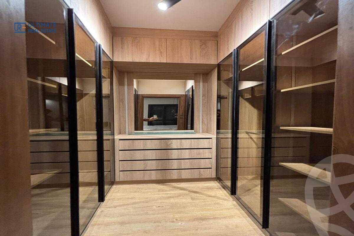 https://aqarmap.com.eg/en/listing/6205459-for-sale-cairo-new-cairo-compounds-el-patio-oro