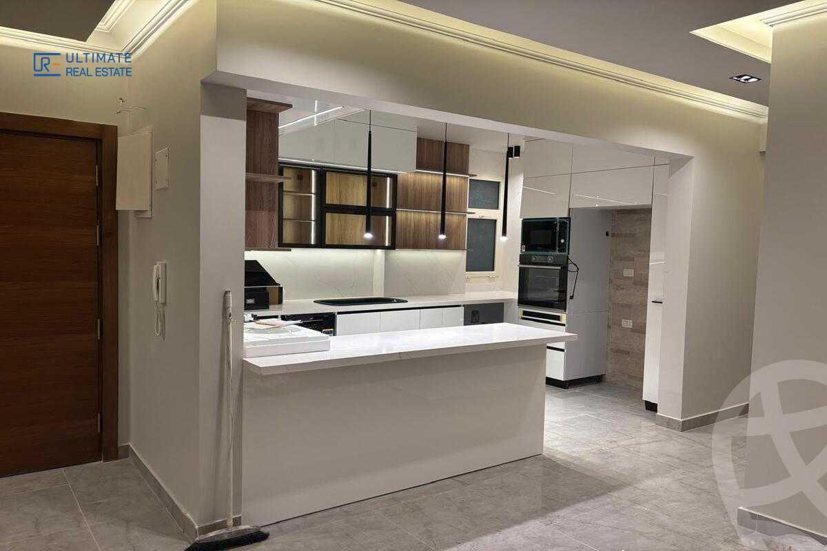 https://aqarmap.com.eg/en/listing/6205459-for-sale-cairo-new-cairo-compounds-el-patio-oro