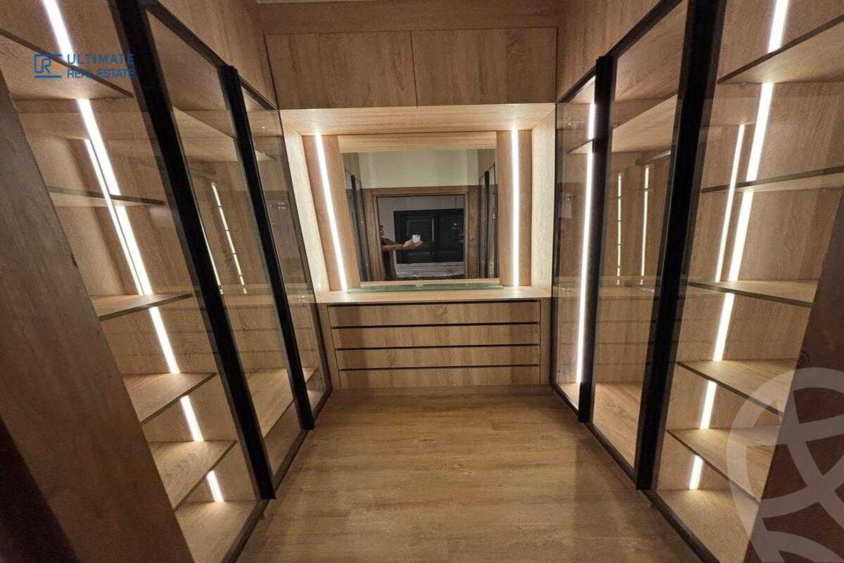 https://aqarmap.com.eg/en/listing/6205459-for-sale-cairo-new-cairo-compounds-el-patio-oro