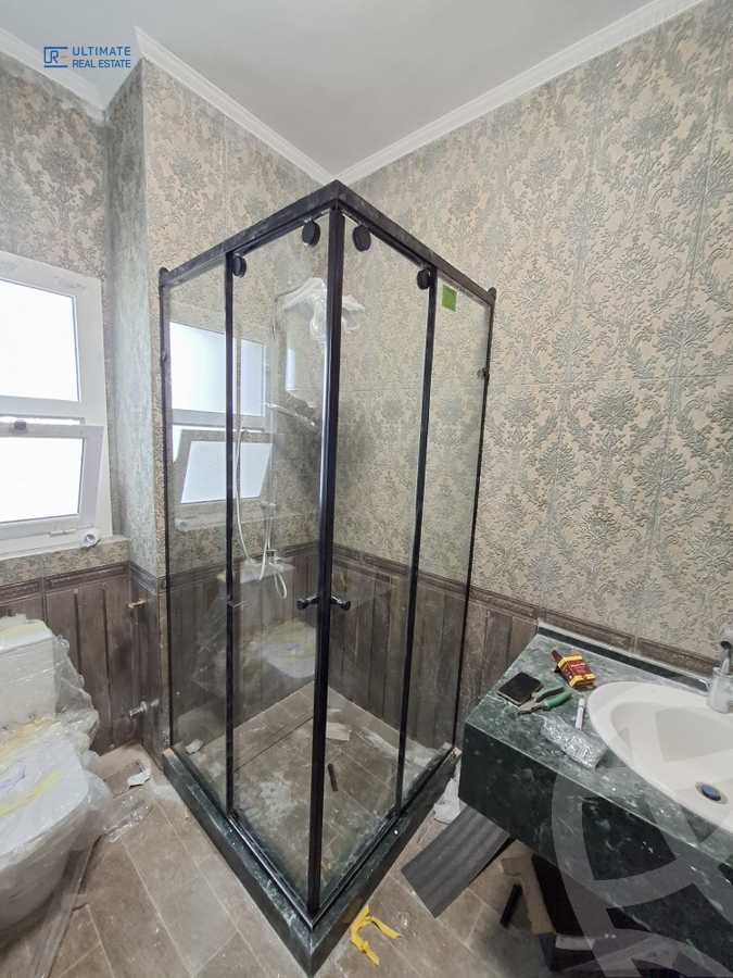 https://aqarmap.com.eg/ar/listing/6208852-for-rent-cairo-new-cairo-compounds-hyde-park-centre-ville-hyde-park