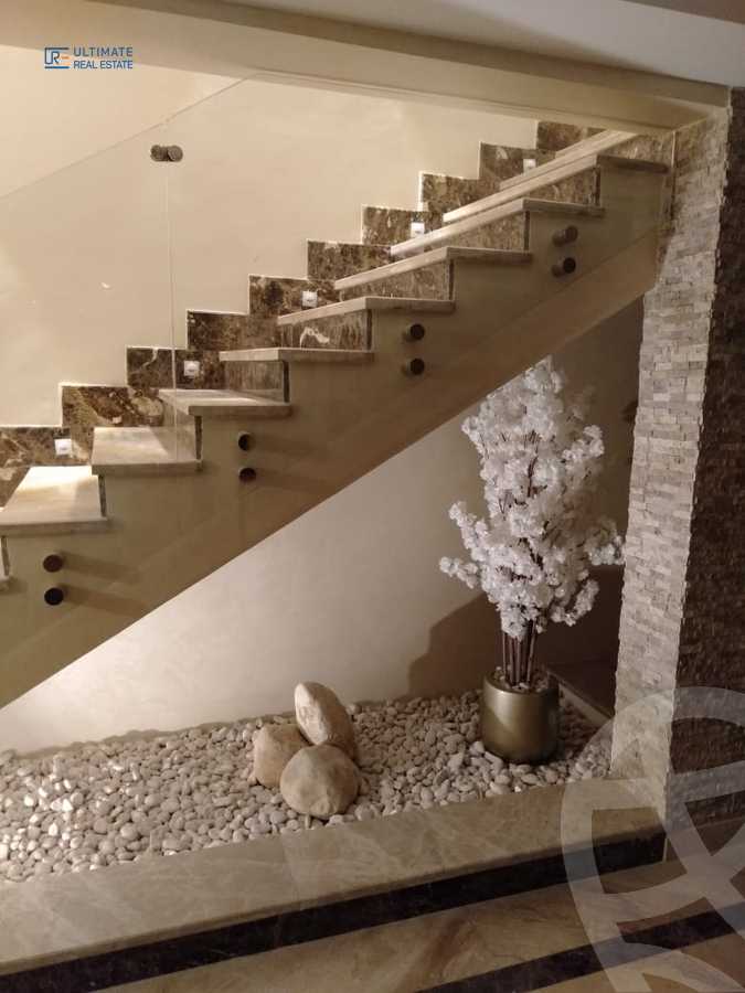 https://aqarmap.com.eg/ar/listing/6215688-for-rent-cairo-new-cairo-compounds-mountain-view-hyde-park