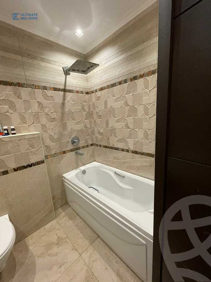 https://aqarmap.com.eg/ar/listing/6215688-for-rent-cairo-new-cairo-compounds-mountain-view-hyde-park