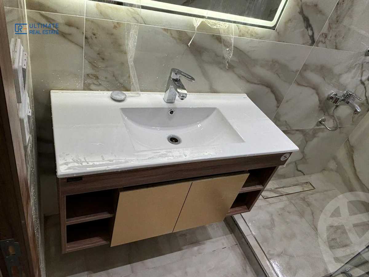 https://aqarmap.com.eg/ar/listing/6227550-for-rent-cairo-new-cairo-compounds-lakeview-residence
