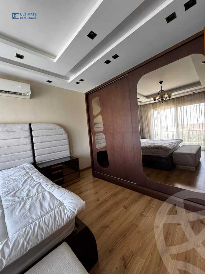 https://aqarmap.com.eg/en/listing/6237615-for-rent-cairo-new-cairo-compounds-hyde-park-centre-ville-hyde-park