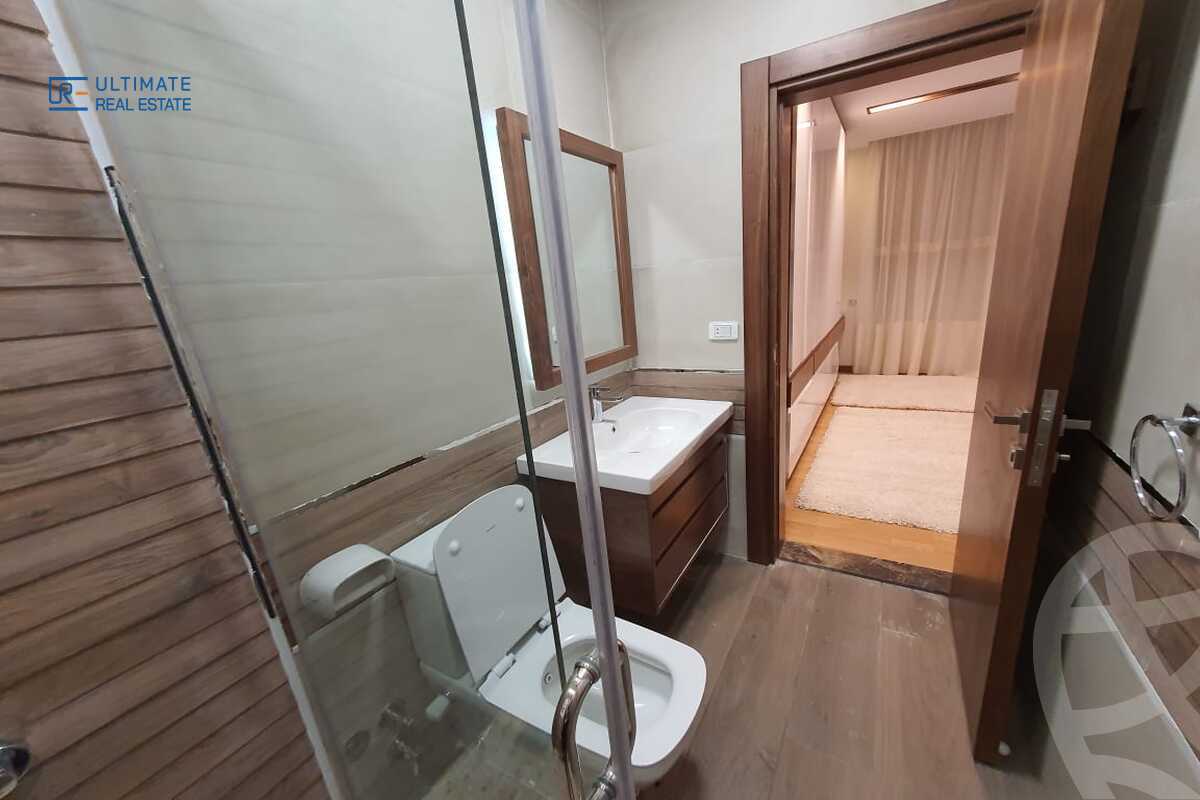 https://aqarmap.com.eg/ar/listing/6237695-for-rent-cairo-new-cairo-compounds-hyde-park-centre-ville-hyde-park