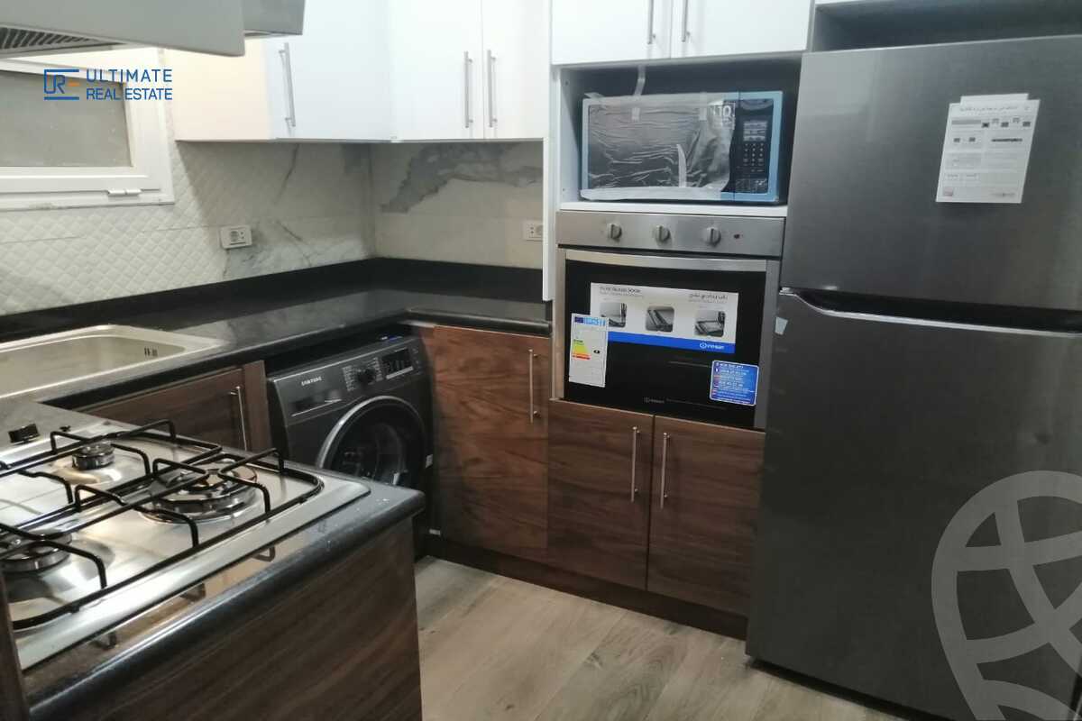 https://aqarmap.com.eg/ar/listing/6237695-for-rent-cairo-new-cairo-compounds-hyde-park-centre-ville-hyde-park