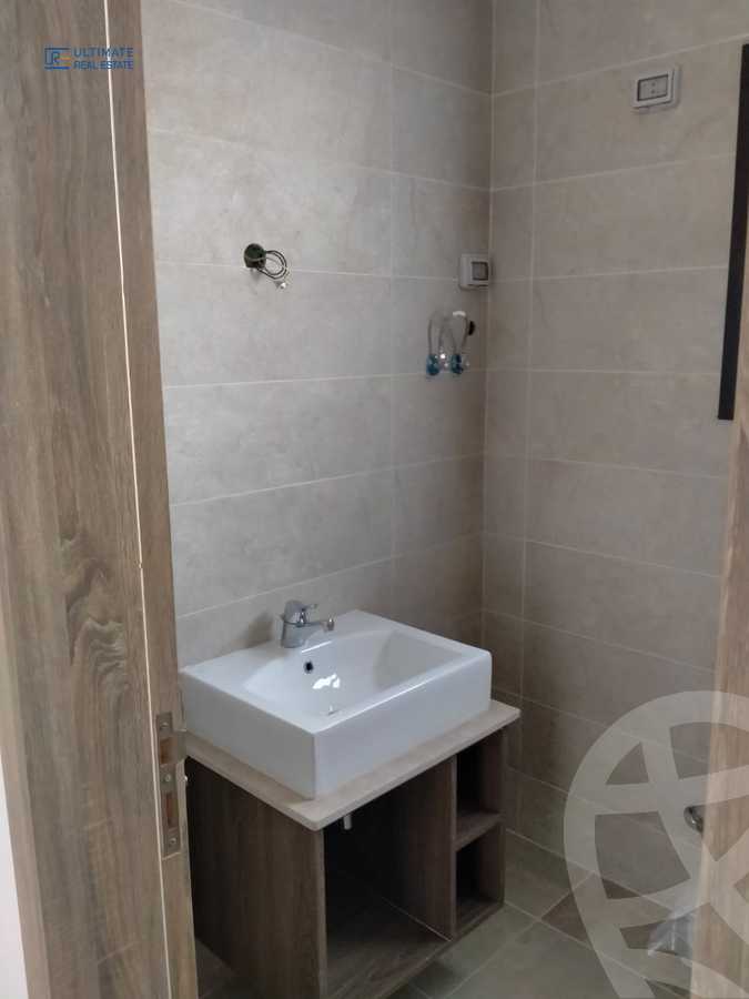 https://aqarmap.com.eg/ar/listing/6240886-for-rent-cairo-new-cairo-compounds-fifth-square