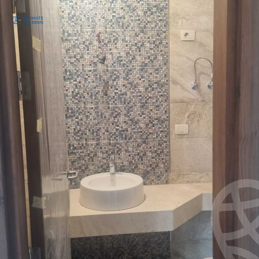 https://aqarmap.com.eg/ar/listing/6241109-for-rent-cairo-new-cairo-compounds-el-patio-oro