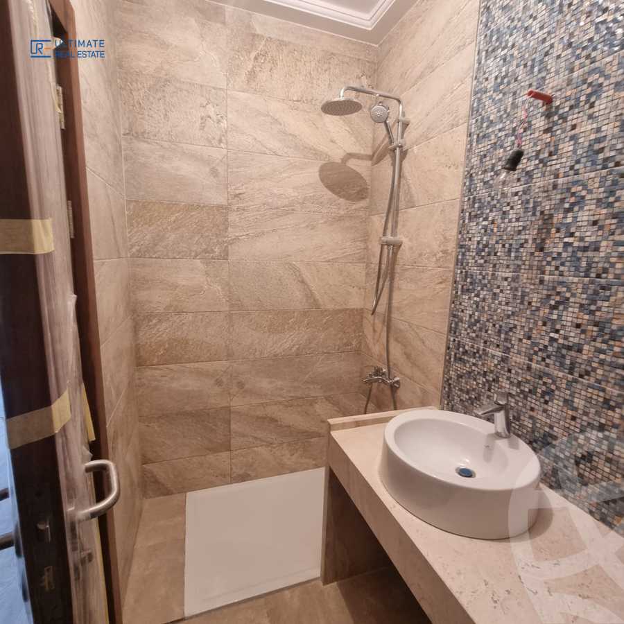 https://aqarmap.com.eg/ar/listing/6241109-for-rent-cairo-new-cairo-compounds-el-patio-oro