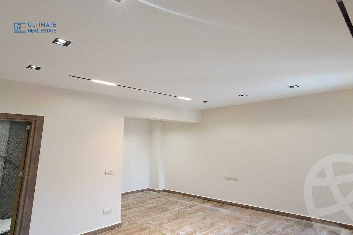 https://aqarmap.com.eg/ar/listing/6248576-for-sale-cairo-new-cairo-compounds-el-patio-oro