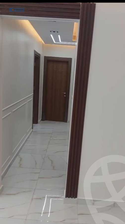 https://aqarmap.com.eg/ar/listing/6254705-for-rent-cairo-new-cairo-compounds-galleria-moon-valley